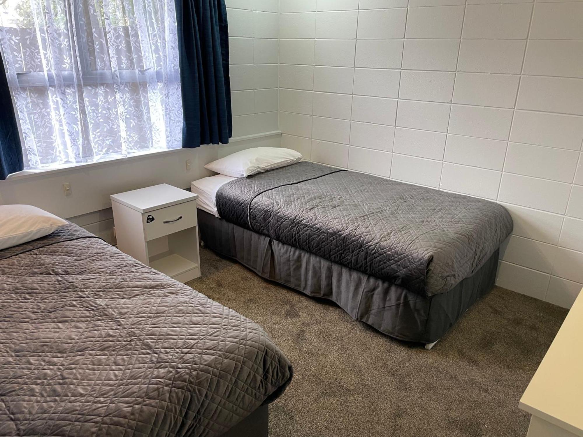 Aaron Court Motel Whangarei Dış mekan fotoğraf