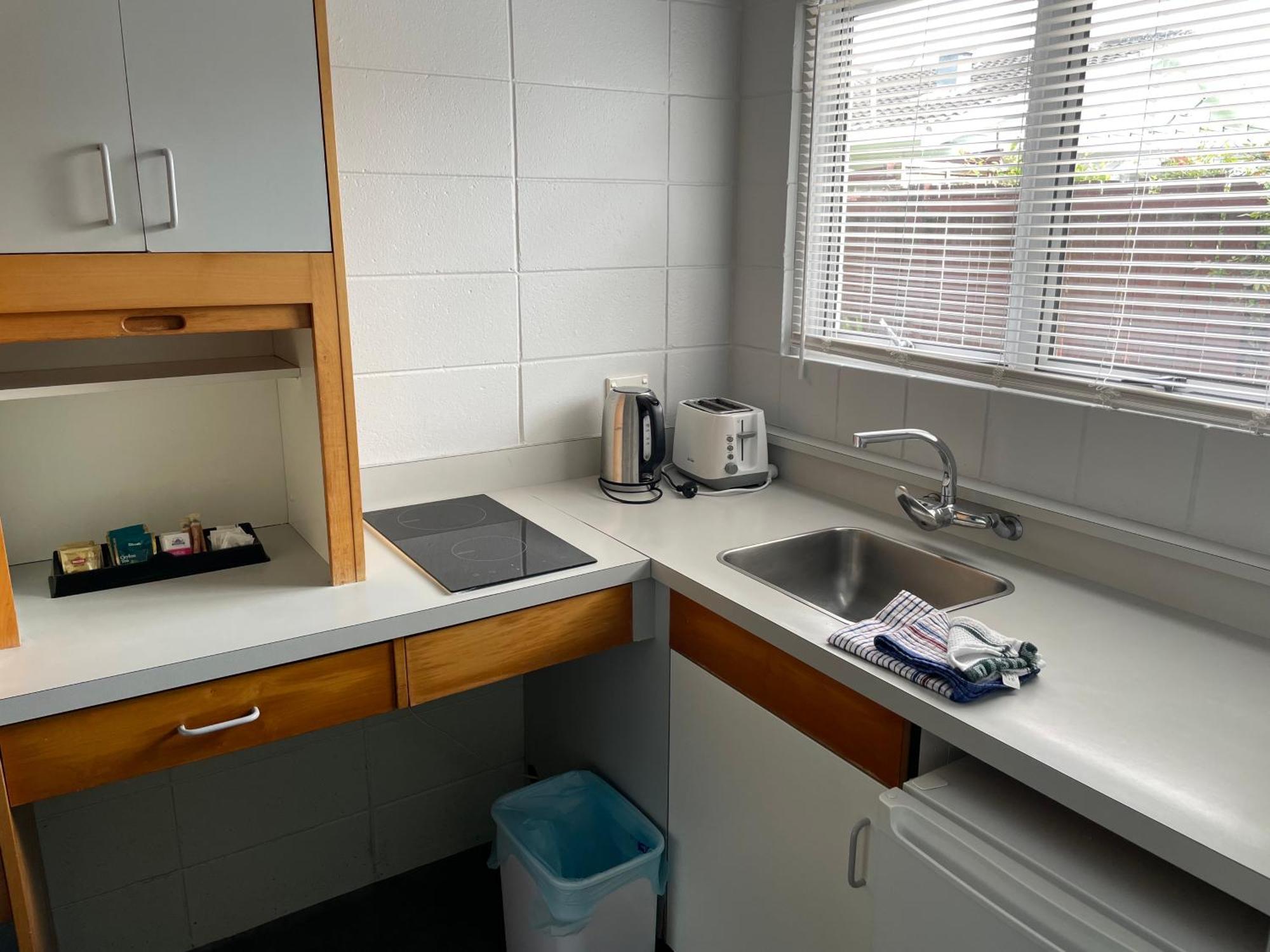 Aaron Court Motel Whangarei Dış mekan fotoğraf