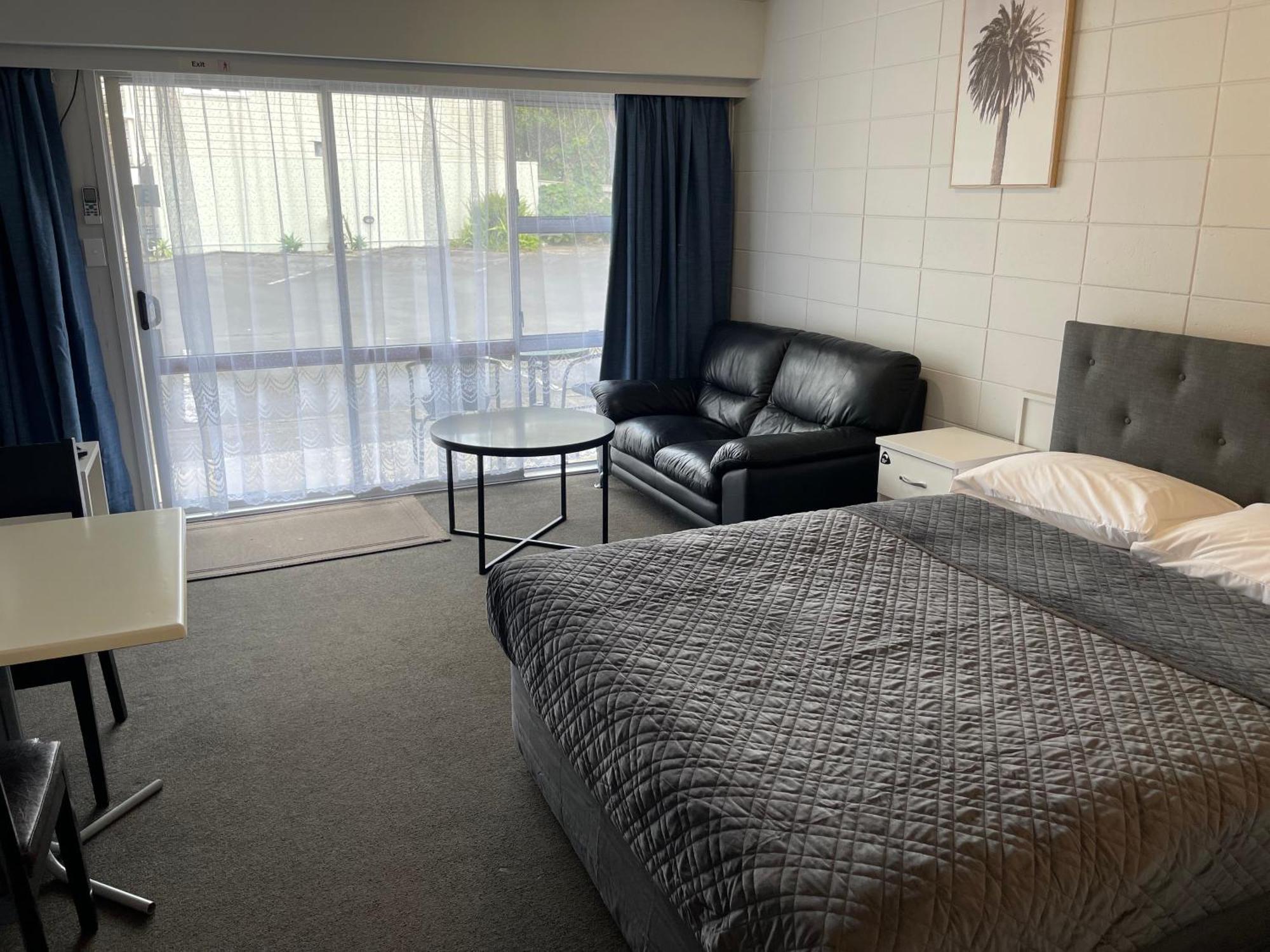 Aaron Court Motel Whangarei Dış mekan fotoğraf