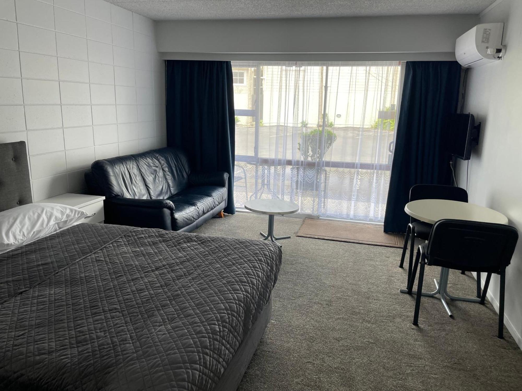 Aaron Court Motel Whangarei Dış mekan fotoğraf